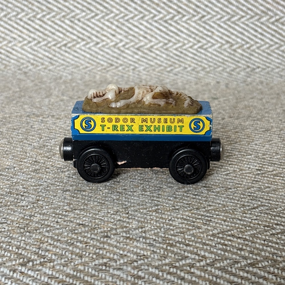 Thomas the Train 2002 Fossil Car Wooden Railway Sodor Museum T-Rex Exhibit